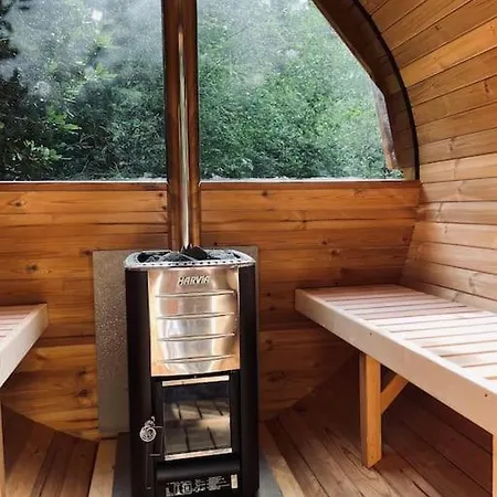 Alpehytte Prachtige In Het Bos Met Sauna! Lanaken